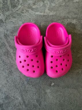 CROCS Kids Classic Clog - Hot Pink